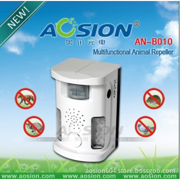 Multifuctional animal repeller